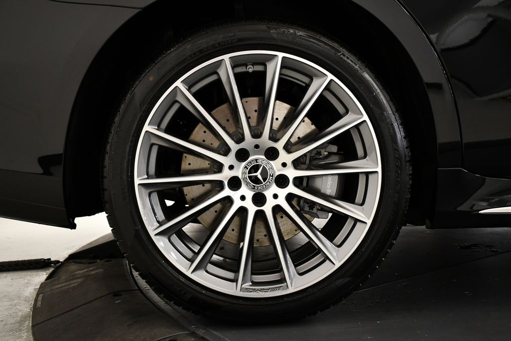 Thumbnail: 2026 Mercedes-Benz S-Class - 15