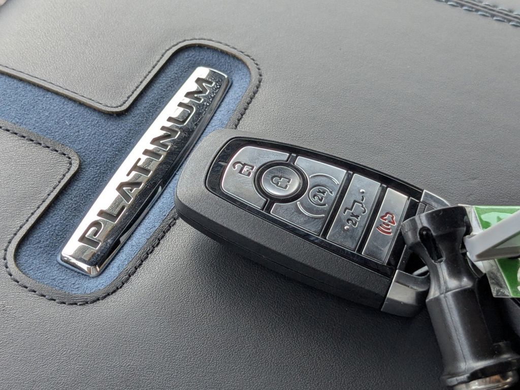 2025 Ford F-350 Platinum