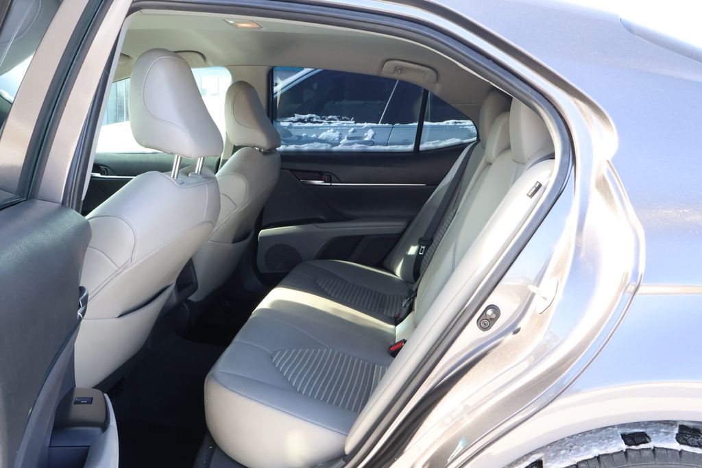 Thumbnail: 2020 Toyota Camry - 28