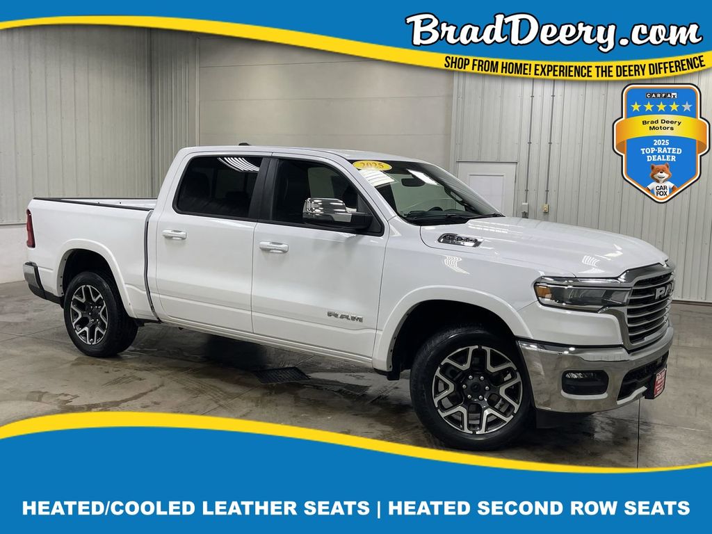 2025 RAM 1500 Laramie Crew Cab 4WD