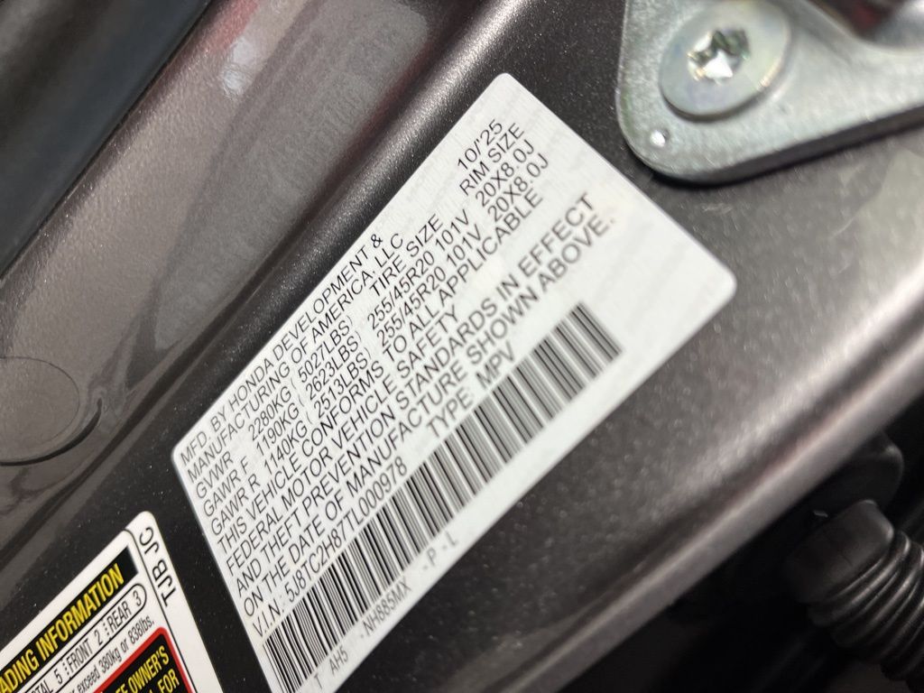 Thumbnail: 2026 Acura RDX - 25