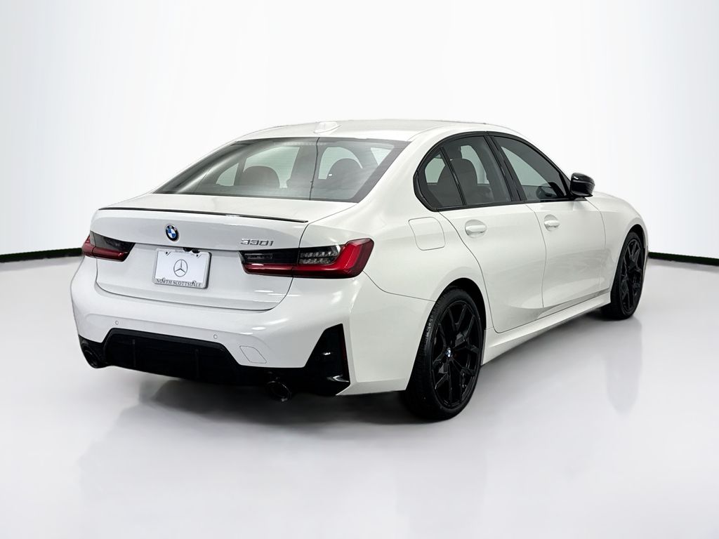 Thumbnail: 2025 BMW 3 Series - 5