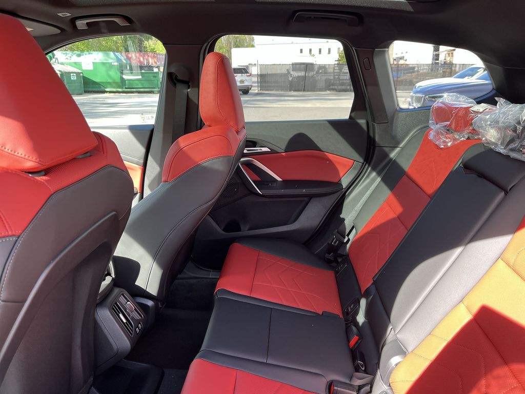 2025 BMW X1 xDrive28i 23