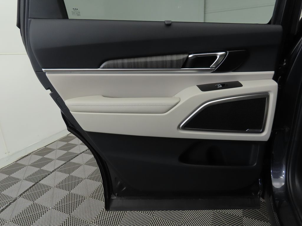 2025 Kia Telluride EX 27