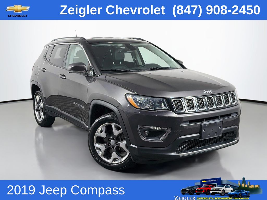 Gray (Granite Crystal Metallic Clearcoat) 2019 Jeep Compass SUV / Crossover Four-Wheel Drive 9-Speed Automatic