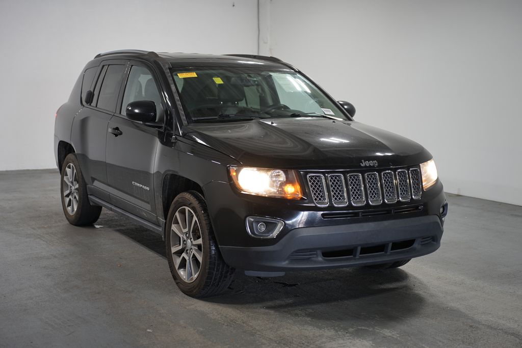 Thumbnail: 2017 Jeep Compass - 3