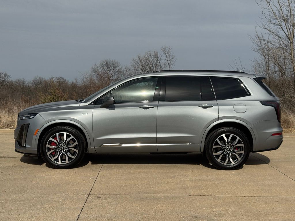 2024 Cadillac XT6 Sport photo