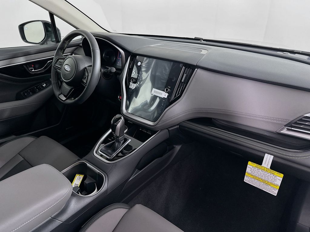 2025 Subaru Outback Onyx Edition - Photo 33