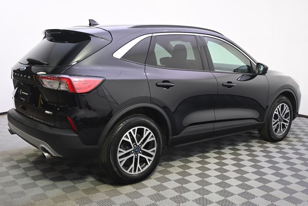 Used 2020 Black Ford SEL image 6