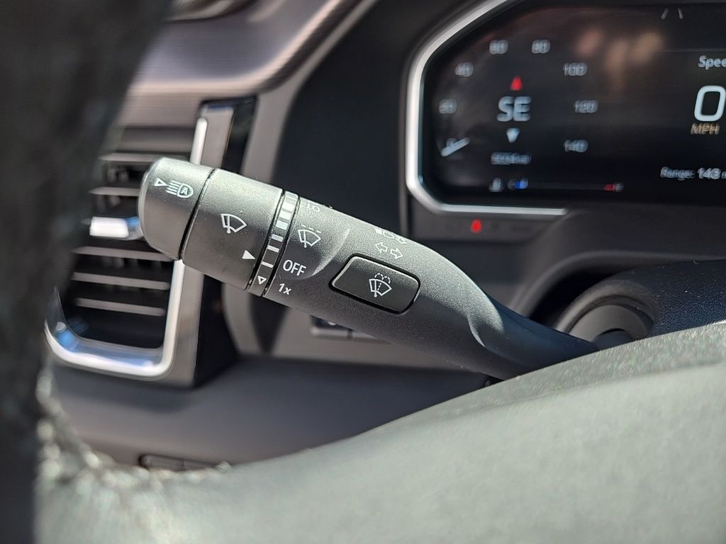 Used 2026 White GMC Denali Ultimate image 32