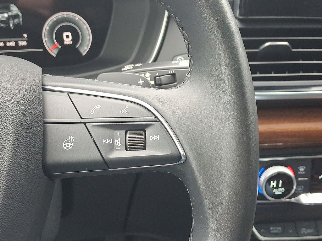 Thumbnail: 2022 Audi Q5 - 22