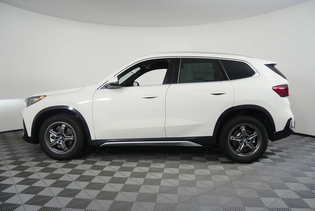 Thumbnail: 2025 BMW X1 - 6