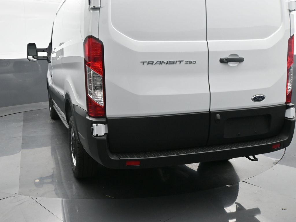 2025 Ford Transit 250