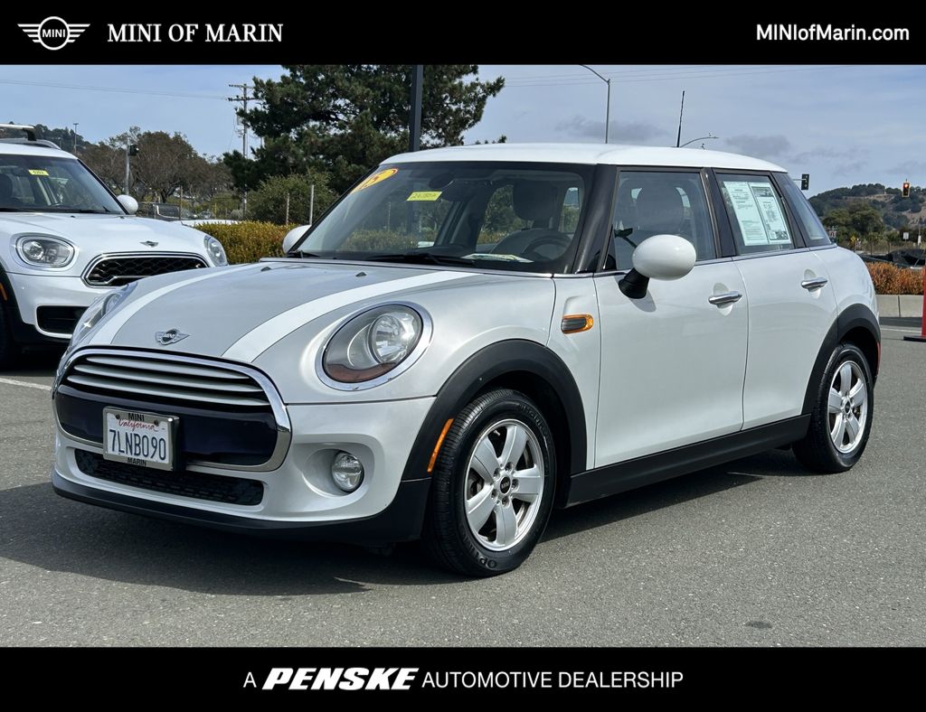 2015 MINI Cooper Base -
                  Corte Madera, CA