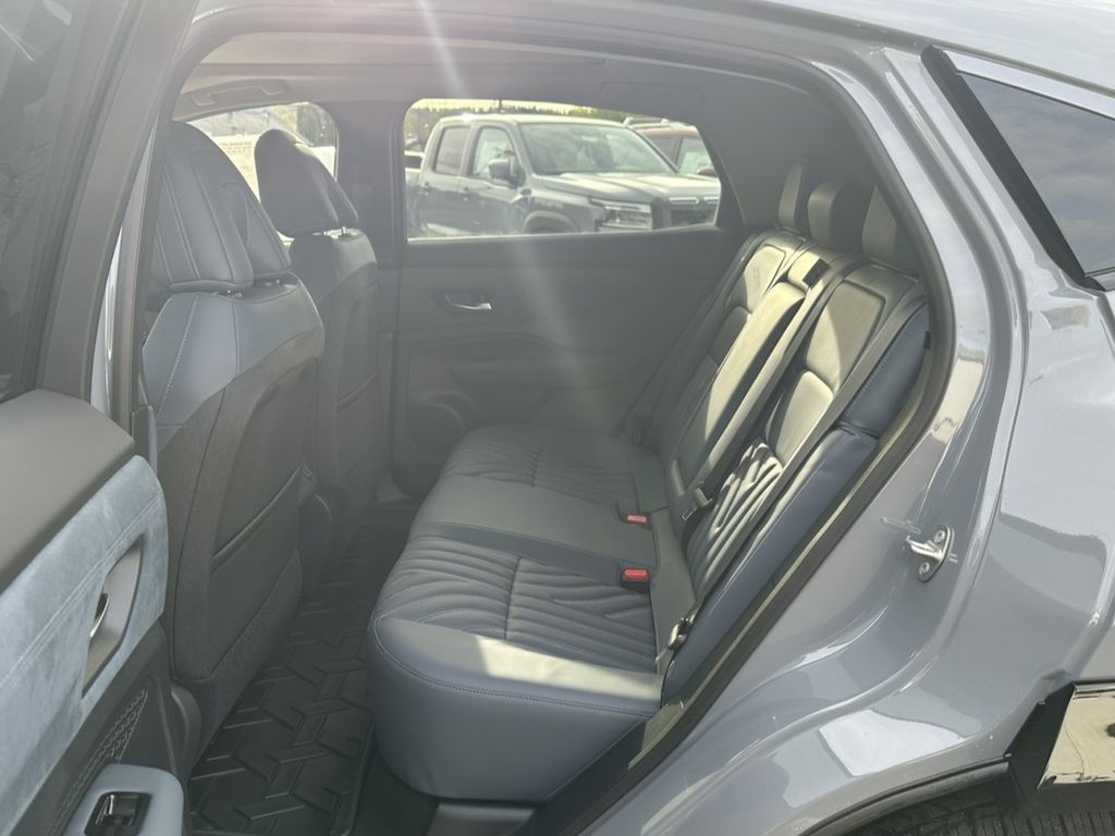 2025 Nissan Ariya PLATINUM+ e-4ORCE