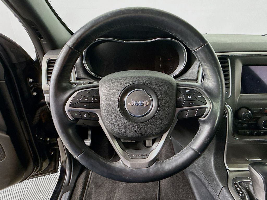 Thumbnail: 2018 Jeep Grand Cherokee - 11