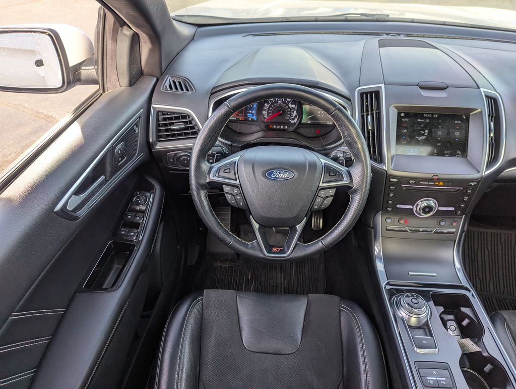 2019 Ford Edge ST 30