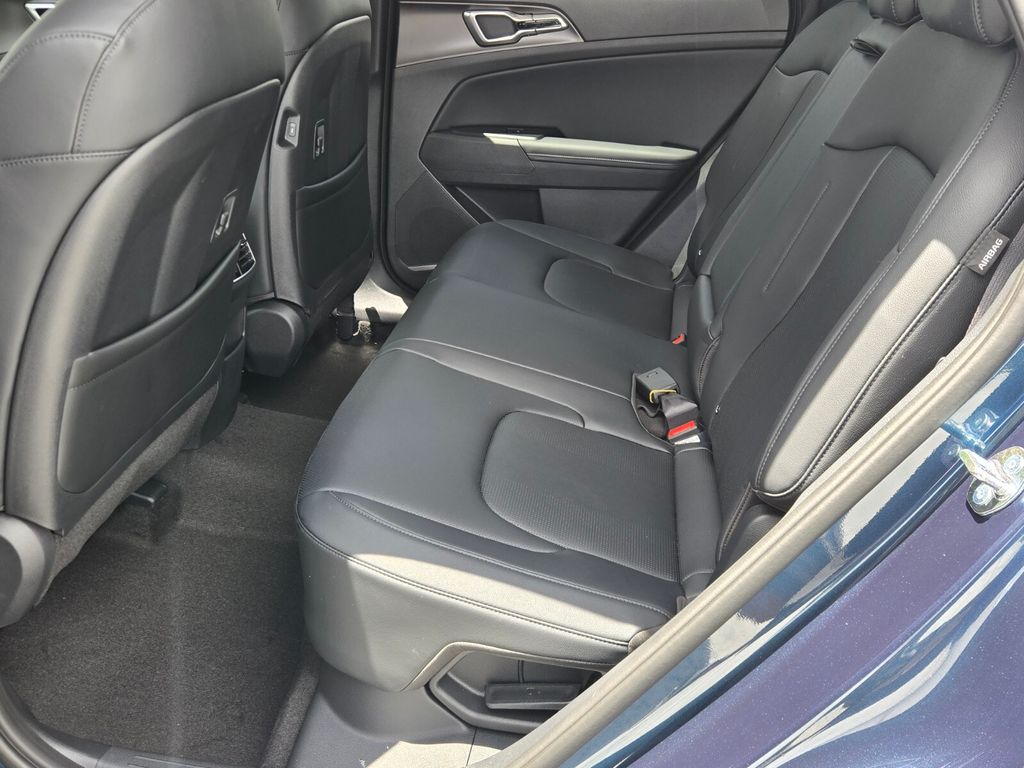 2027 Kia Sportage - $33,235