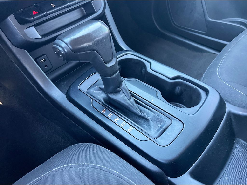 Used 2015 Black Chevrolet LT image 16