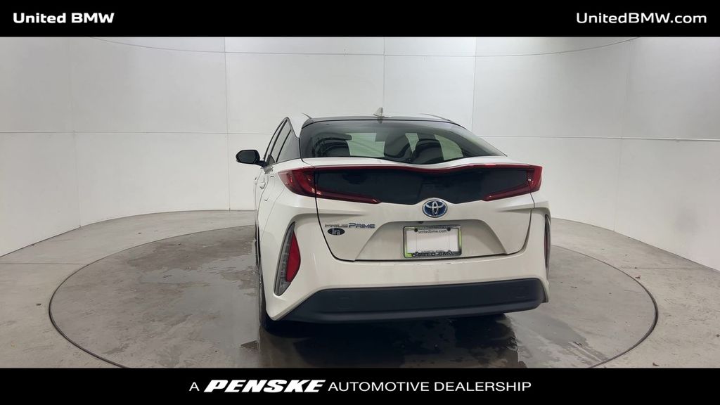 2017 Toyota Prius Prime Advanced 7