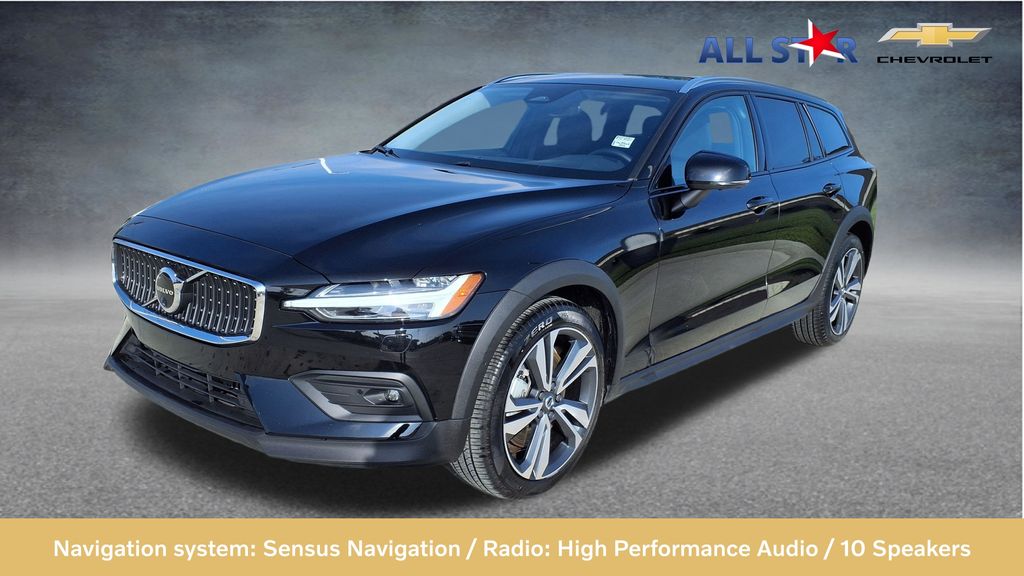  2025 Volvo V60 Cross Country B5 Plus AWD   