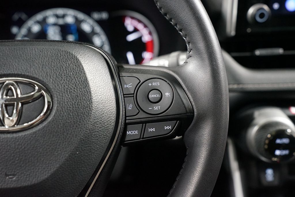 Thumbnail: 2024 Toyota RAV4 - 13