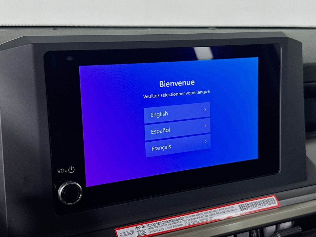 2025 Toyota Tacoma TRD PreRunner - Photo 10