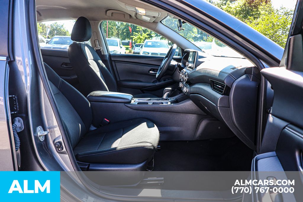 Used 2024 Gray Nissan SV image 21