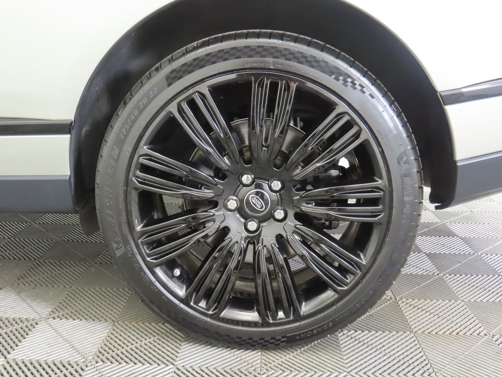 Thumbnail: 2021 Land Rover Range Rover - 32