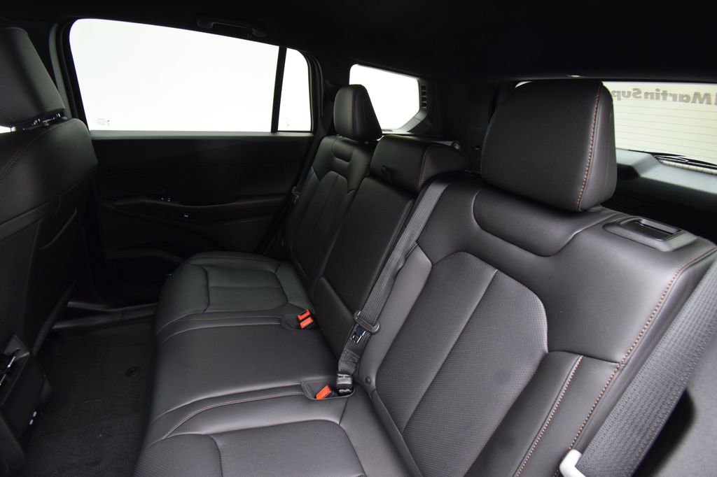 new 2026 Jeep Cherokee car, priced at $43,585