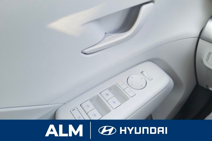 New 2027  Hyundai SE FWD image 30