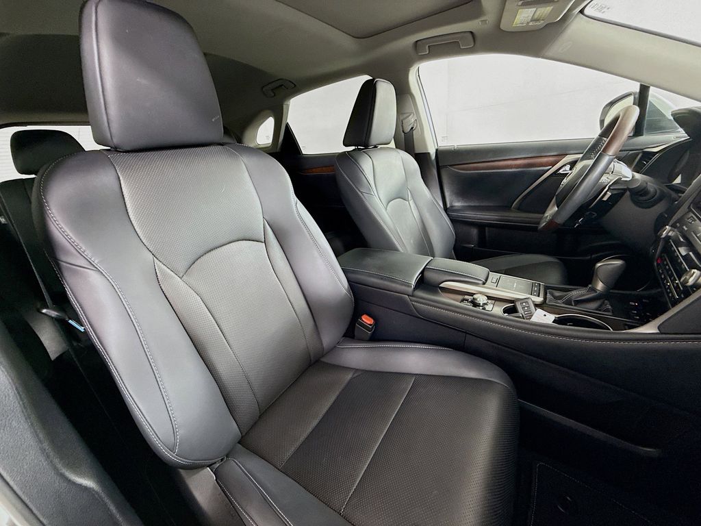 Thumbnail: 2022 Lexus RX - 29
