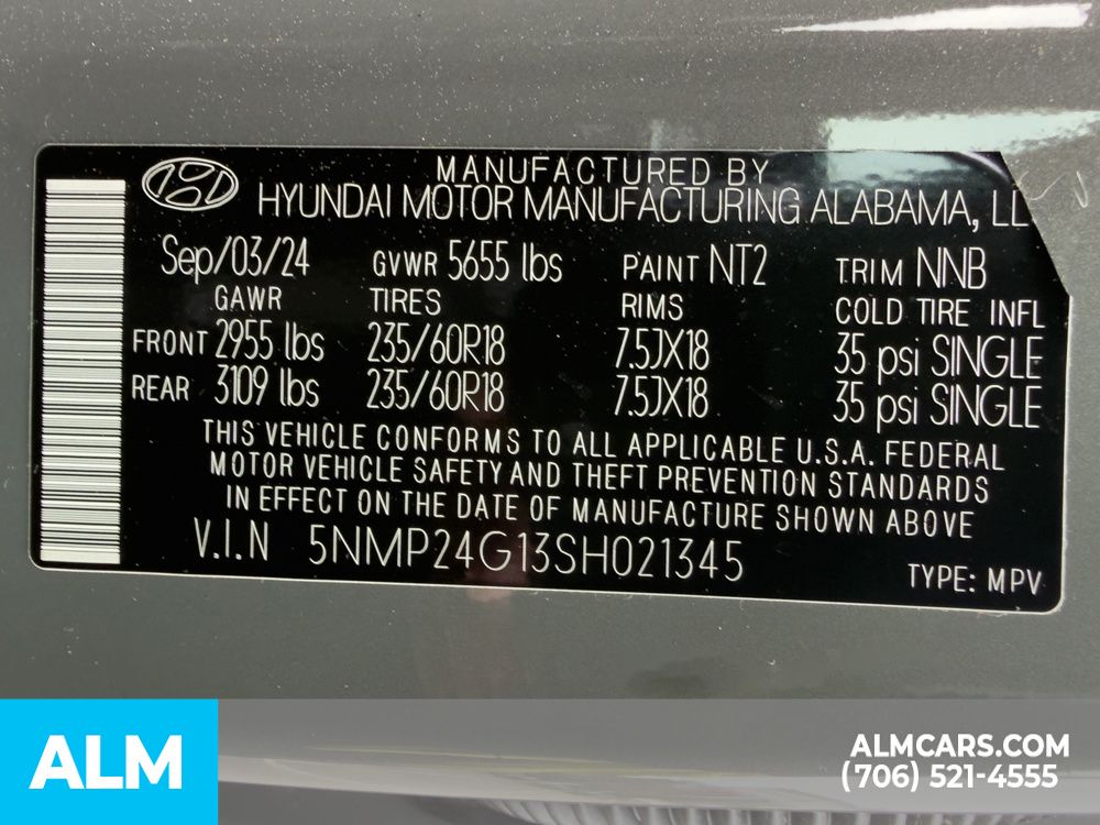 Used 2025 Gray Hyundai SEL image 28