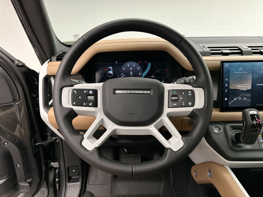 2025 Land Rover Defender 110 14