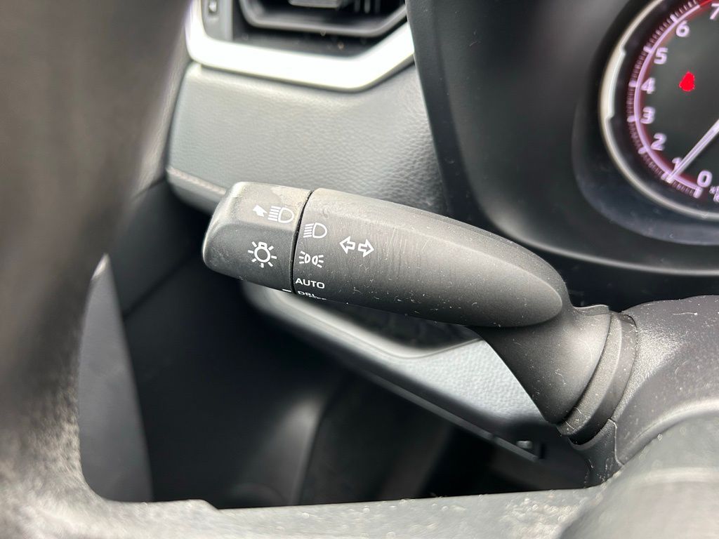 Thumbnail: 2024 Toyota RAV4 - 22