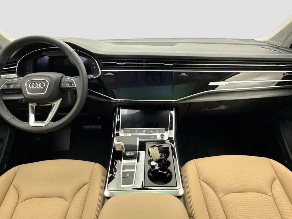 Thumbnail: 2026 Audi Q7 - 13