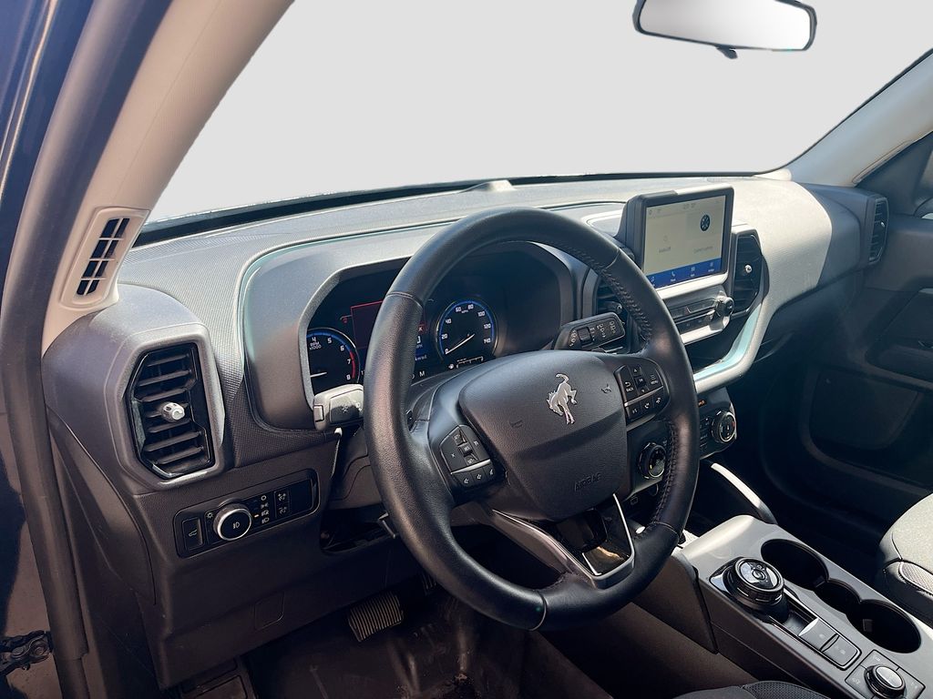 Used 2023 Blue Ford Badlands image 9