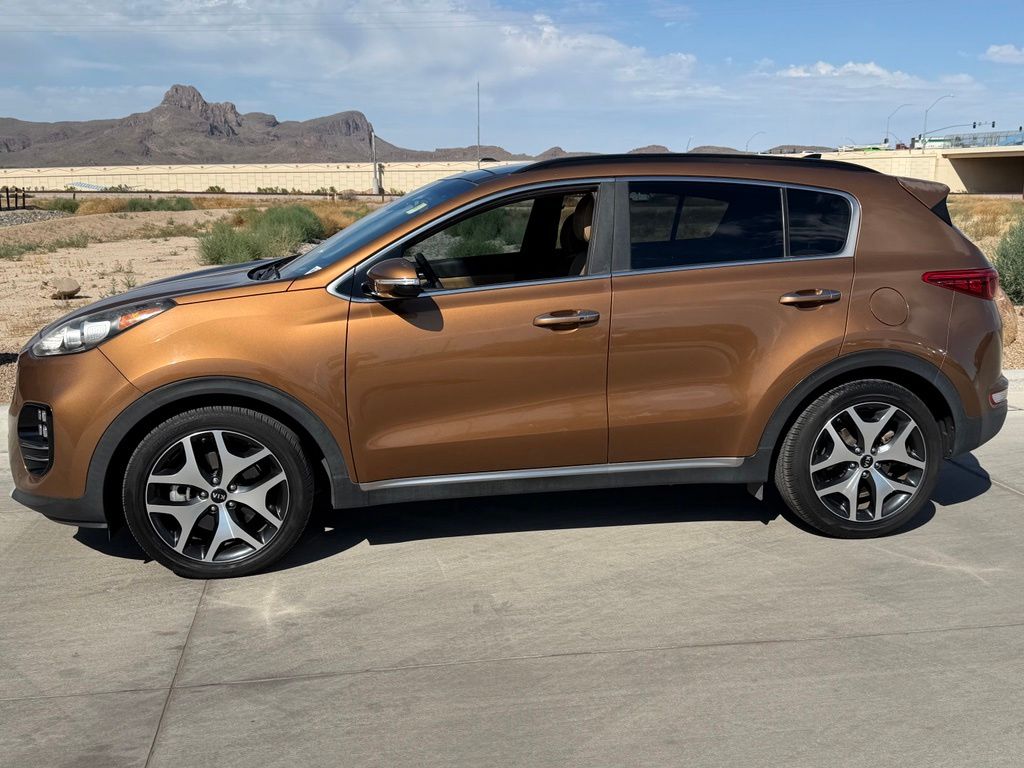 Used 2018 Brown Kia SX image 5