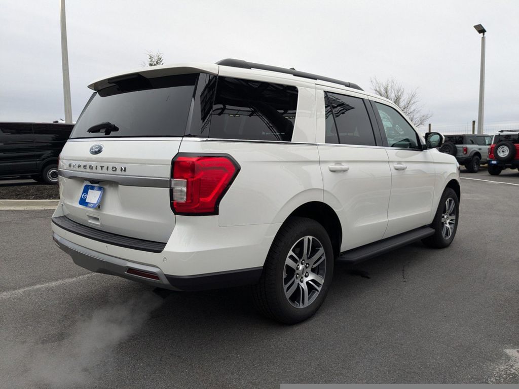 2024 Ford Expedition XLT