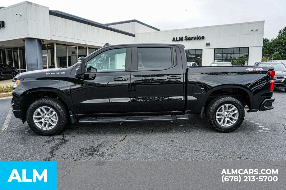Used 2024 Black Chevrolet RST image 7
