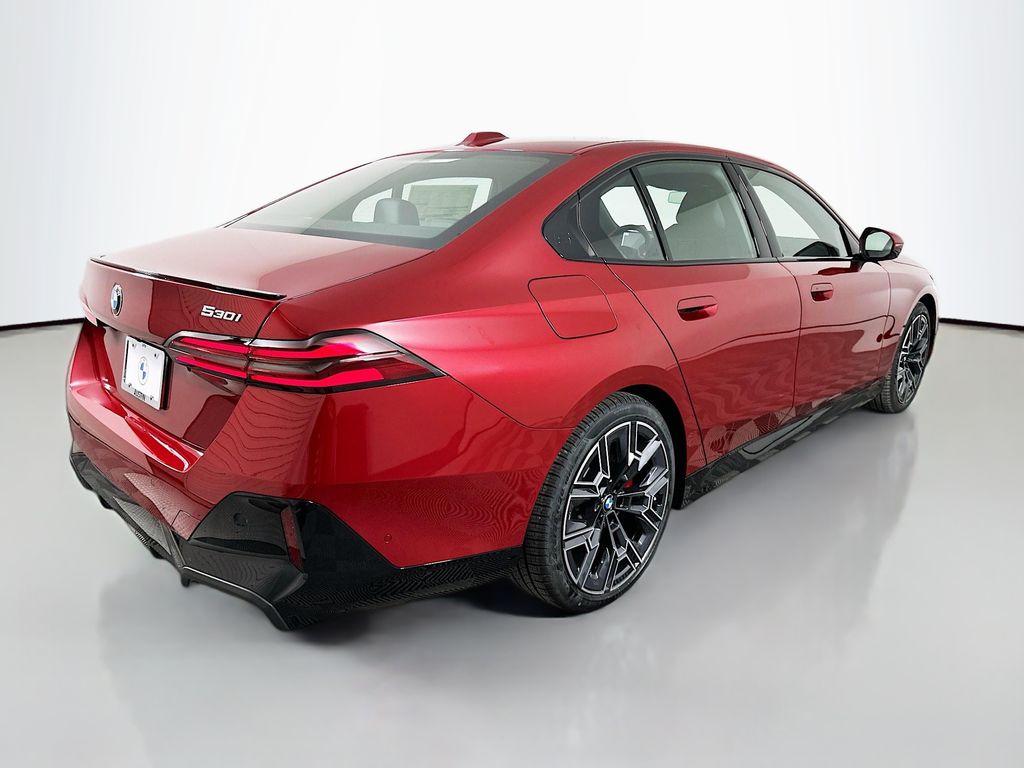 Thumbnail: 2027 BMW 5 Series - 5