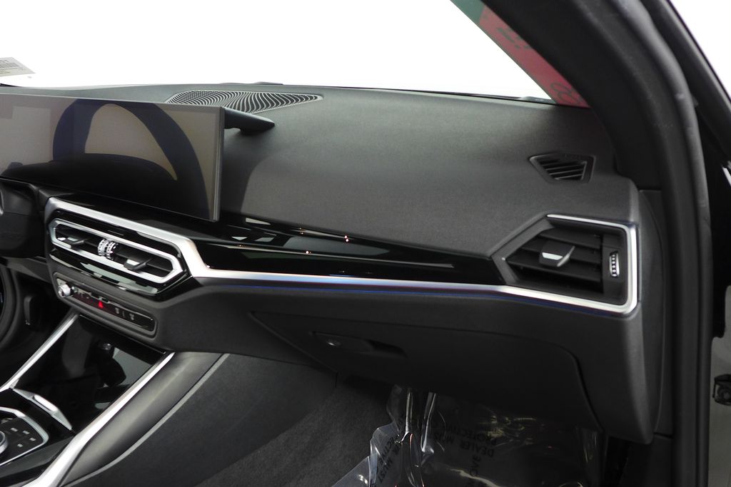 Thumbnail: 2023 BMW i4 - 14