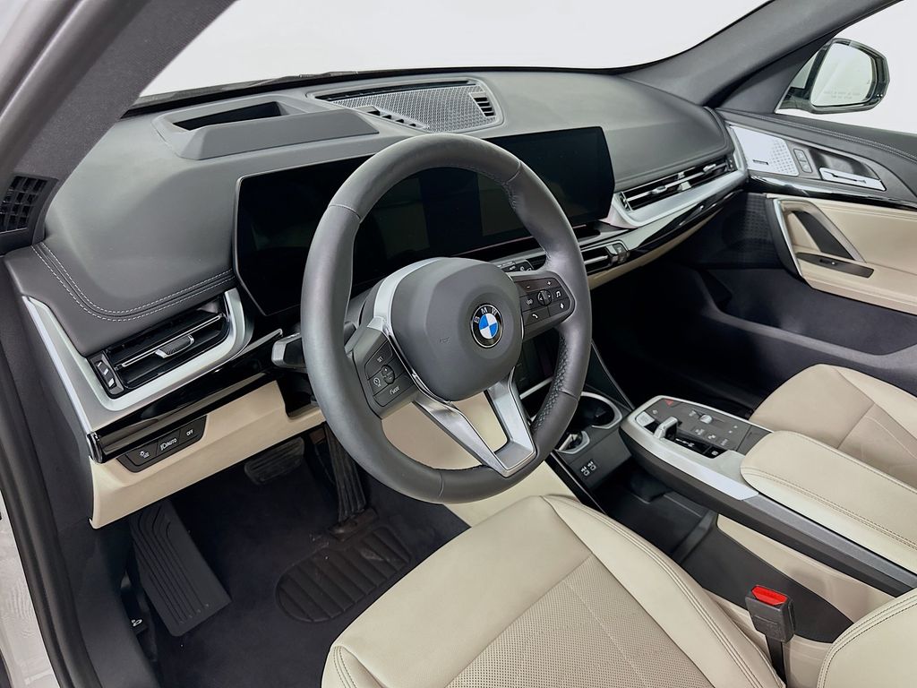 Thumbnail: 2023 BMW X1 - 9