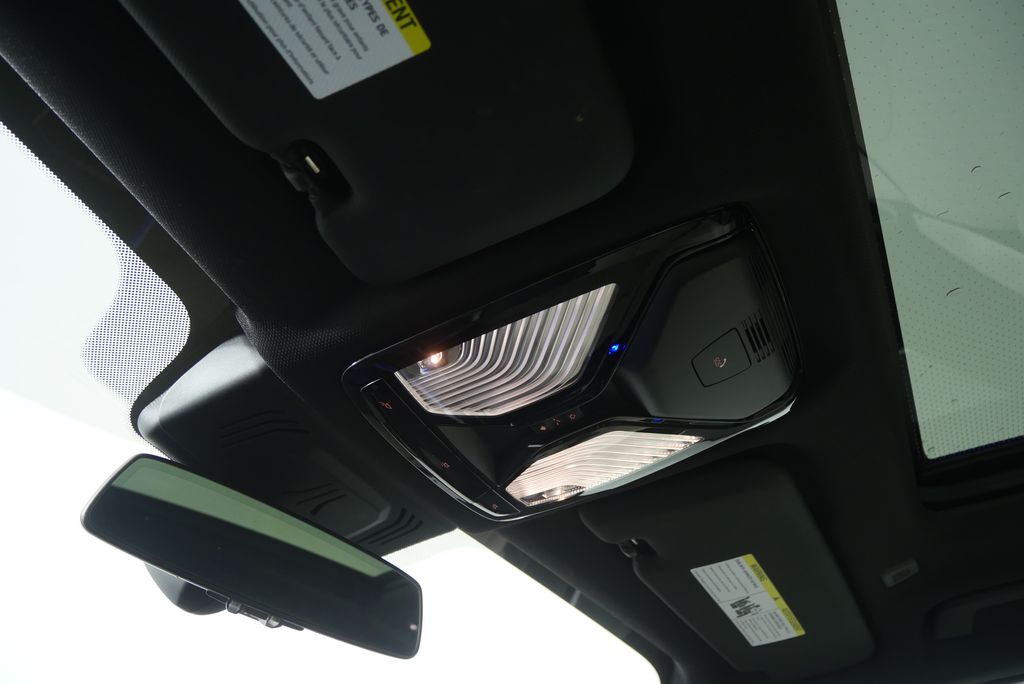 Thumbnail: 2023 BMW X5 - 21