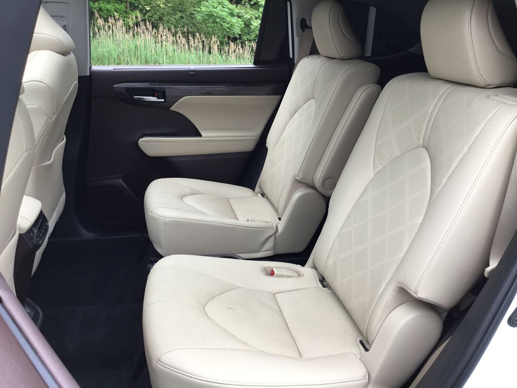 2021 Toyota Highlander Platinum 13