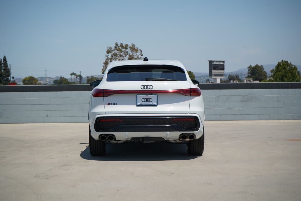 Thumbnail: 2026 Audi SQ5 - 4