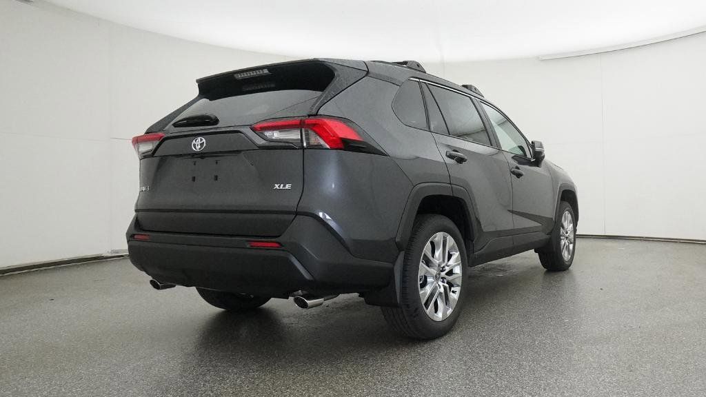 Thumbnail: 2025 Toyota RAV4 - 15