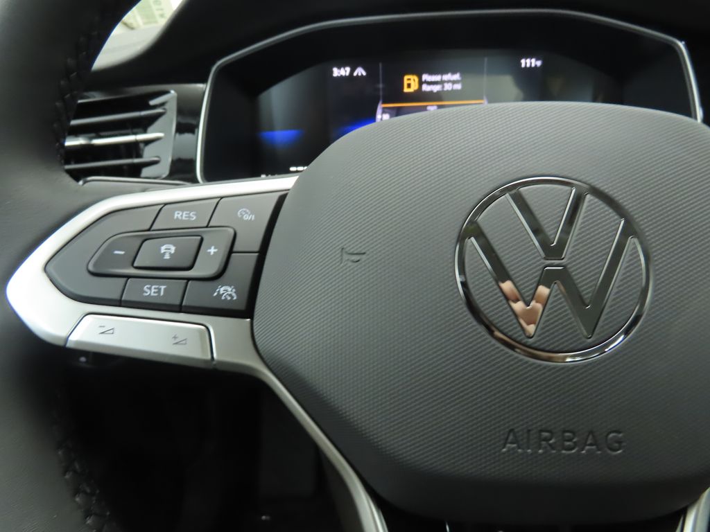 Thumbnail: 2025 Volkswagen Jetta - 12