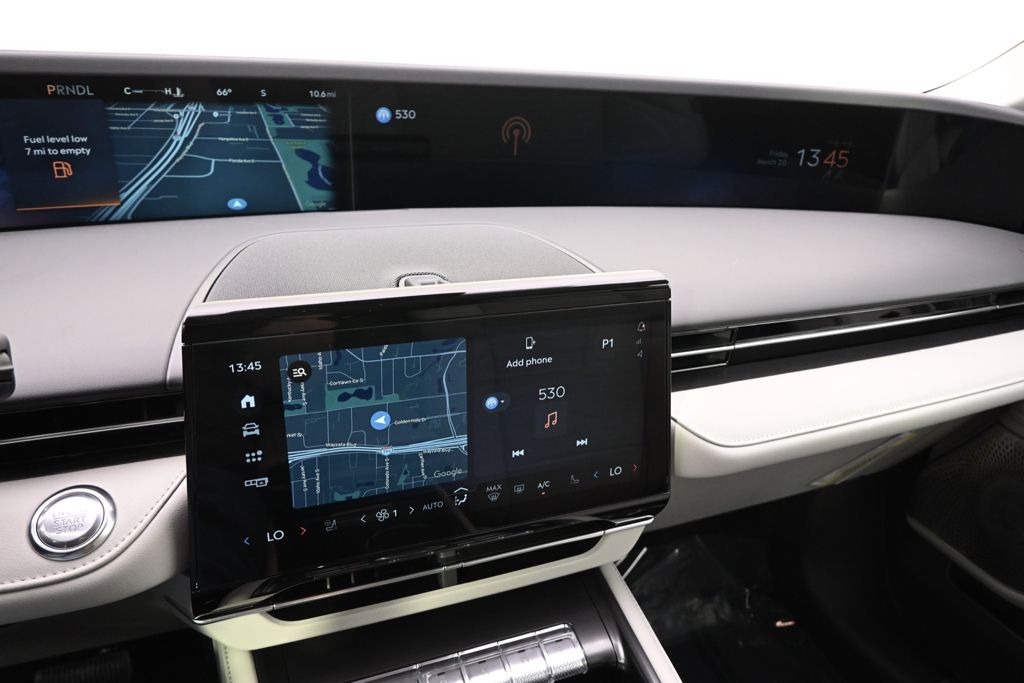 New 2026 Gray Lincoln Reserve image 26