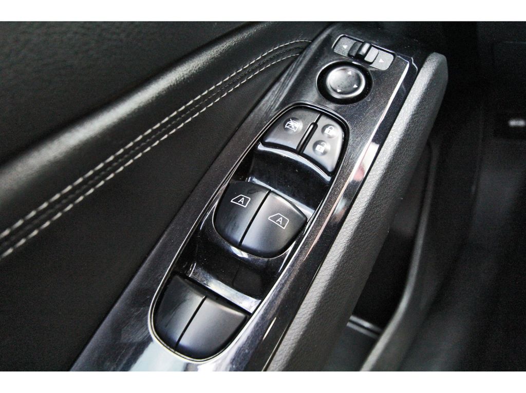 2020 Nissan Altima 2.5 Platinum White at Emmons Autoplex
